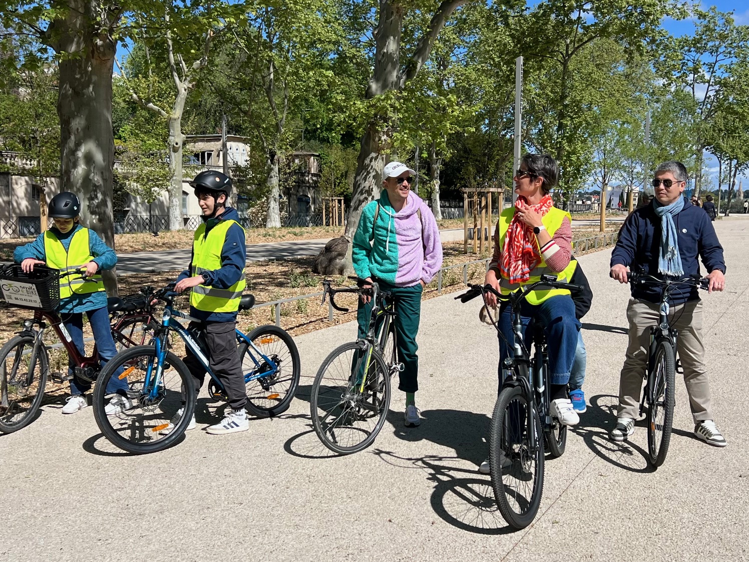 Idée d’activité Noël : une balade féérique à vélo au cœur des illuminations de Montpellier